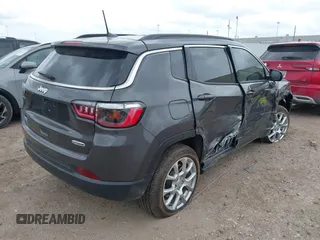 2024 Jeep Compass Latitude Lux с VIN 3C4NJDFN0RT164250, выставлен на аукционе IAAI как лот 42131071 с пробегом 1 493 миль миль и . История ставок и продаж доступна на DreamBid. Изображение 4.