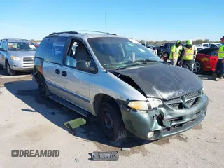 2000 Dodge Caravan with VIN 2B4GP2532YR588202, listed as a IAAI auction lot 40938704 with 295,644 mi miles and . Bid and sale history available at DreamBid. Image 1.