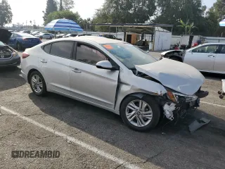 2020 Hyundai Elantra Value Edition z VIN 5NPD84LF5LH525824, wystawiony jako Copart lot #71494134 z przebiegiem 82 224 mil mil oraz Czysty tytuł • Clean title. Historia ofert i sprzedaży dostępna na DreamBid. Obrazek 4.