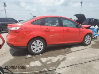 2012 Ford Focus SE with VIN 1FAHP3F22CL253922, listed as a Copart auction lot 59124055 with 112,421 mi miles and Salvage title. Bid and sale history available at DreamBid. Image 3.
