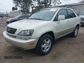 2000 Lexus RX 300 with VIN JT6HF10U1Y0098064, listed as a IAAI auction lot 42046249 with 216,171 mi miles. Bid and sale history available at carsss.com. Image 2.