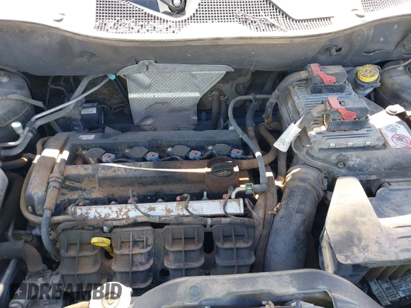 2014 Jeep Patriot Latitude with VIN 1C4NJPFA3ED928123, listed as a IAAI auction lot 41767231 with 136,318 mi miles and . Bid and sale history available at carsss.com. Image 10.