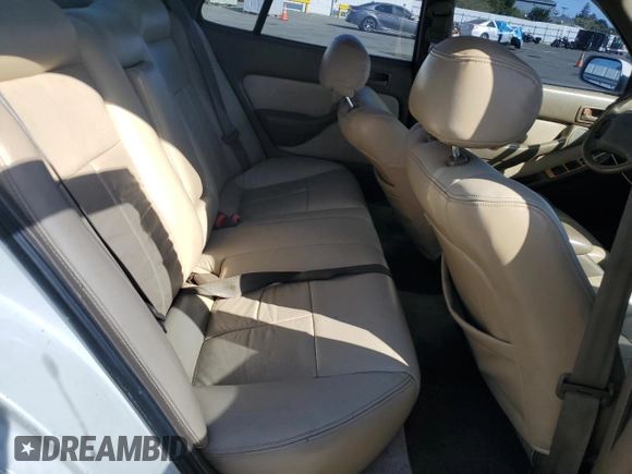 1996 Toyota Camry LE z VIN JT2BF12K3T0139807, wystawiony jako Copart lot #57675855 z przebiegiem 258 601 mil mil oraz Szkoda całkowita • Salvage title. Historia ofert i sprzedaży dostępna na DreamBid. Obrazek 10.