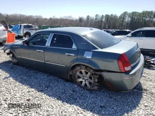 2006 Chrysler 300 Touring with VIN 2C3KA53G36H309241, listed as a Copart auction lot 48710025 with 117,544 mi miles and Salvage Title. Bid and sale history available at DreamBid. Image 2.