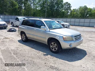2005 Toyota Highlander with VIN JTEDD21A750122785, listed as a IAAI auction lot 42604698 with 277,607 mi miles and . Bid and sale history available at DreamBid. Image 1.