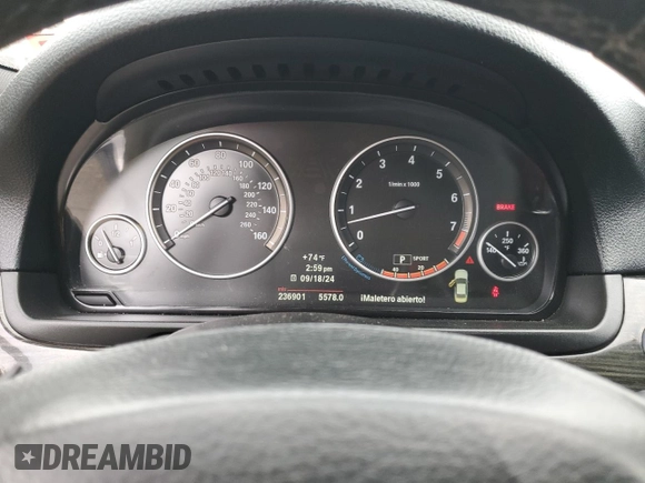 2013 BMW 5 Series 535i with VIN WBAFR7C59DC826797, listed as a Copart auction lot 72140164 with 236,901 mi miles and Salvage title. Bid and sale history available at DreamBid. Image 9.