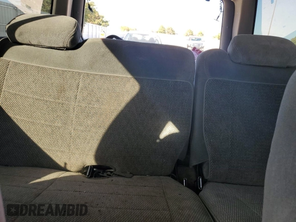 1997 Ford Explorer XLT z VIN 1FMDU32P8VZC08904, wystawiony jako Copart lot #78166244 z przebiegiem 232 404 mil mil oraz Szkoda całkowita • Salvage title. Historia ofert i sprzedaży dostępna na DreamBid. Obrazek 10.
