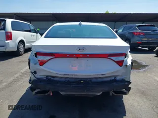 2013 Hyundai Azera with VIN KMHFG4JG5DA267347, listed as a IAAI auction lot 42580501 with 111,975 mi miles and . Bid and sale history available at DreamBid. Image 17.