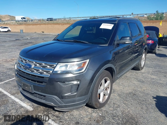 2018 Ford Explorer XLT with VIN 1FM5K7DH9JGA42583, listed as a IAAI auction lot 41418944 with 49,842 mi miles and . Bid and sale history available at DreamBid. Image 2.