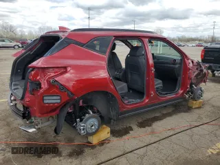 2025 Chevrolet Blazer RS z VIN 3GNKBERS6SS148791, wystawiony jako Copart lot #53876715 z przebiegiem Nie podano mil oraz Nie do naprawy • Non repairable. Historia ofert i sprzedaży dostępna na DreamBid. Obrazek 3.