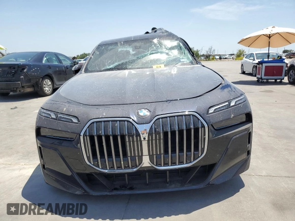 2023 BMW 7 Series 740i with VIN WBA23EH07PCL47297, listed as a Copart auction lot 60743543 with Not Provided miles and . Bid and sale history available at DreamBid. Image 5.