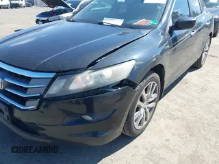 2012 Honda Crosstour EX-L z VIN 5J6TF2H56CL004462, wystawiony jako IAAI lot #41803696 z przebiegiem 335 712 mil mil oraz . Historia ofert i sprzedaży dostępna na DreamBid. Obrazek 6.