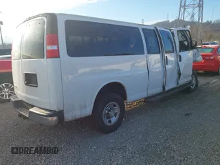 2018 Chevrolet Express Passenger LT with VIN 1GAZGPFG6J1269222, listed as a IAAI auction lot 41433114 with 99,985 mi miles and . Bid and sale history available at DreamBid. Image 4.