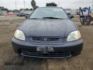1997 Honda Civic DX with VIN 2HGEJ6342VH107818, listed as a Copart auction lot 78277454 with 176,302 mi miles and Clean Title. Bid and sale history available at DreamBid. Image 5.