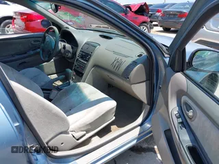 2001 Nissan Maxima GXE with VIN JN1CA31D51T604935, listed as a IAAI auction lot 42504918 with 253,407 mi miles and . Bid and sale history available at DreamBid. Image 5.