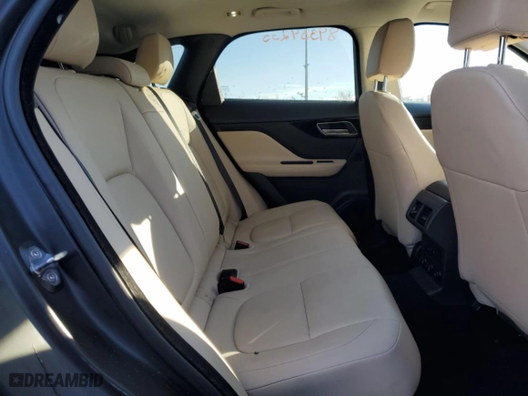 2018 Jaguar F-PACE 30t Premium with VIN SADCJ2GX8JA291369, listed as a Copart auction lot 89354235 with 31,789 mi miles and Salvage Title. Bid and sale history available at carsss.com. Image 11.