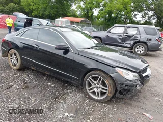 2014 Mercedes-Benz E 350 with VIN WDDKJ5KB8EF272226, listed as a IAAI auction lot 42379621 with 96,627 mi miles and . Bid and sale history available at DreamBid. Image 1.