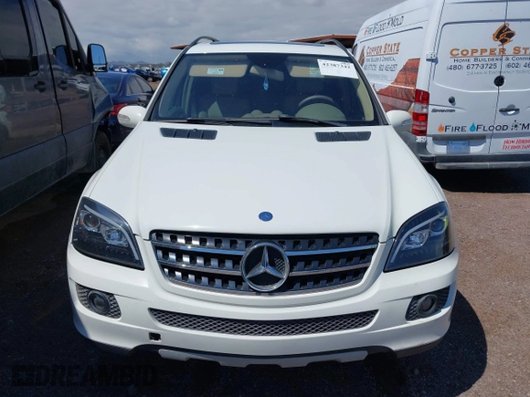 2008 Mercedes-Benz M 350 z VIN 4JGBB86E78A385921, wystawiony jako IAAI lot #42387342 z przebiegiem 247 409 mil mil oraz . Historia ofert i sprzedaży dostępna na DreamBid. Obrazek 6.