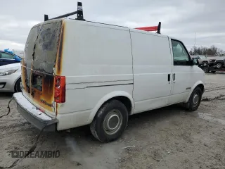 1995 GMC Safari Cargo with VIN 1GTDM19W6SB504983, listed as a Copart auction lot 47898775 with 440,250 mi miles and Salvage Title. Bid and sale history available at carsss.com. Image 3.