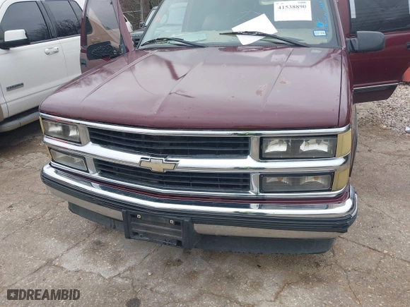 1999 Chevrolet Tahoe with VIN 1GNEC13R8XJ511786, listed as a IAAI auction lot 41538890 with 196,764 mi miles. Bid and sale history available at carsss.com. Image 10.