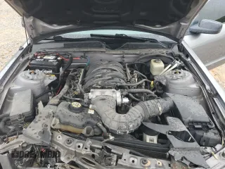 2006 Ford Mustang GT Deluxe z VIN 1ZVFT82H665215104, wystawiony jako Copart lot #51335245 z przebiegiem 202 407 mil mil oraz Szkoda całkowita • Salvage title. Historia ofert i sprzedaży dostępna na DreamBid. Obrazek 12.