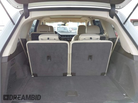2017 Audi Q7 Premium Plus with VIN WA1LAAF78HD041060, listed as a IAAI auction lot 40892654 with 172,005 mi miles and . Bid and sale history available at DreamBid. Image 20.