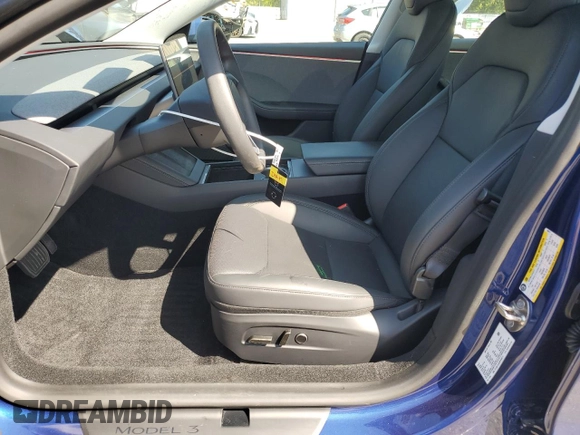 2024 Tesla Model 3 z VIN 5YJ3E1EA2RF846411, wystawiony jako Copart lot #54396985 z przebiegiem 5 162 mil mil oraz Szkoda całkowita • Salvage title. Historia ofert i sprzedaży dostępna na DreamBid. Obrazek 7.