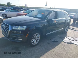 2019 Audi Q7 Premium Plus with VIN WA1LAAF73KD005199, listed as a IAAI auction lot 42525298 with 70,391 mi miles and . Bid and sale history available at DreamBid. Image 18.