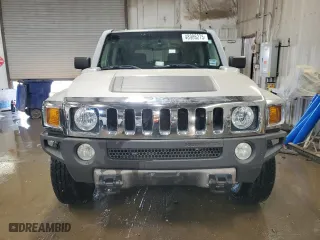 2006 Hummer H3 with VIN 5GTDN136468149586, listed as a Copart auction lot 48986275 with 172,521 mi miles and Salvage Title. Bid and sale history available at carsss.com. Image 5.