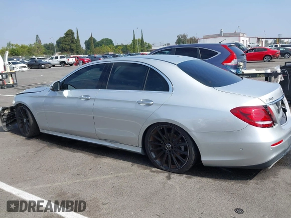 2018 Mercedes-Benz E 300 with VIN WDDZF4JB4JA427194, listed as a IAAI auction lot 42610082 with Not provided miles and . Bid and sale history available at DreamBid. Image 14.