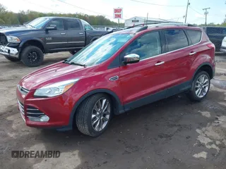 2016 Ford Escape SE z VIN 1FMCU9G91GUA83186, wystawiony jako IAAI lot #42190519 z przebiegiem 103 583 mil mil oraz . Historia ofert i sprzedaży dostępna na DreamBid. Obrazek 17.