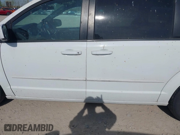 2016 Dodge Grand Caravan R/T with VIN 2C4RDGEG0GR322373, listed as a IAAI auction lot 42100479 with 185,000 mi miles and . Bid and sale history available at DreamBid. Image 14.