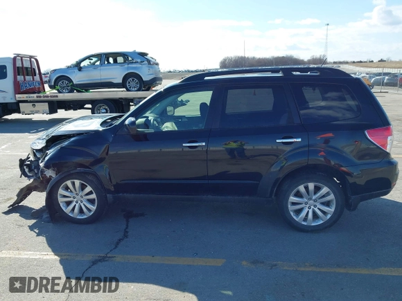 2013 Subaru Forester 2.5X Premium with VIN JF2SHADCXDH416870, listed as a IAAI auction lot 41884692 with 105,097 mi miles. Bid and sale history available at carsss.com. Image 14.