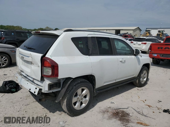 2016 Jeep Compass Latitude с VIN 1C4NJCEA4GD698184, выставлен на аукционе Copart как лот 53086985 с пробегом 129 643 миль миль и Списание • Salvage title. История ставок и продаж доступна на DreamBid. Изображение 3.