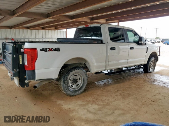 2018 Ford F-250 XL с VIN 1FT7W2B64JEC59797, выставлен на аукционе Copart как лот 62522465 с пробегом 174 880 миль миль и Чистый • Clean title. История ставок и продаж доступна на DreamBid. Изображение 3.