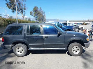 1997 Ford Explorer XL z VIN 1FMDU32E5VUA59508, wystawiony jako IAAI lot #41608736 z przebiegiem 268 377 mil mil oraz . Historia ofert i sprzedaży dostępna na DreamBid. Obrazek 13.
