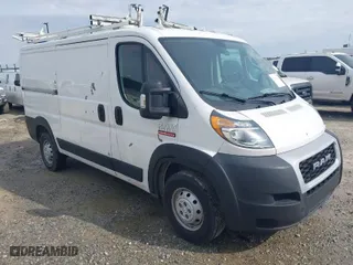2020 Ram ProMaster Cargo Van with VIN 3C6TRVAG1LE135423, listed as a IAAI auction lot 41825063 with 113,125 mi miles. Bid and sale history available at carsss.com. Image 1.
