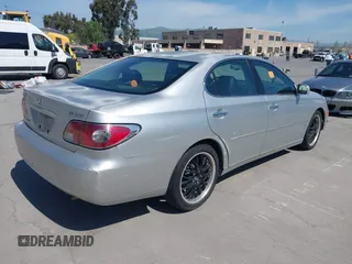 2003 Lexus ES 300 with VIN JTHBF30G130098626, listed as a IAAI auction lot 42042502 with 266,216 mi miles and . Bid and sale history available at DreamBid. Image 4.