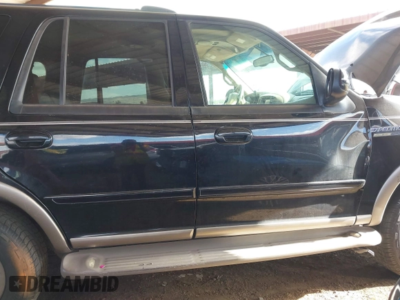 2002 Ford Expedition Eddie Bauer with VIN 1FMPU18L82LA66218, listed as a IAAI auction lot 41696151 with 214,195 mi miles and . Bid and sale history available at DreamBid. Image 13.