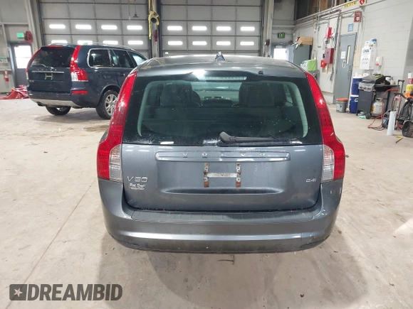 2010 Volvo V50 with VIN YV1382MW4A2521366, listed as a IAAI auction lot 41355960 with 242,749 mi miles. Bid and sale history available at carsss.com. Image 16.