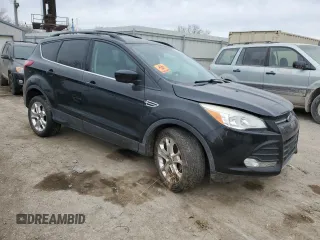 2013 Ford Escape SE with VIN 1FMCU0GXXDUB76102, listed as a Copart auction lot 44226025 with 104,127 mi miles and Salvage Title. Bid and sale history available at DreamBid. Image 4.