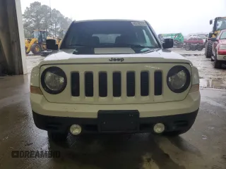 2017 Jeep Patriot Sport SE with VIN 1C4NJPBA2HD137656, listed as a Copart auction lot 45195785 with 105,000 mi miles and Salvage Title. Bid and sale history available at carsss.com. Image 5.