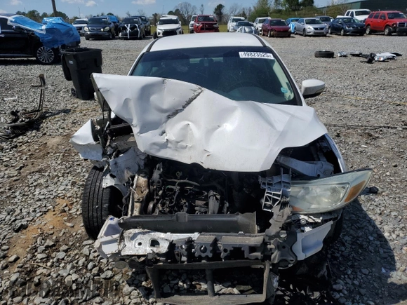 2014 Ford Focus SE with VIN 1FADP3F21EL119694, listed as a Copart auction lot 49823525 with 177,391 mi miles and Non Repairable. Bid and sale history available at DreamBid. Image 5.