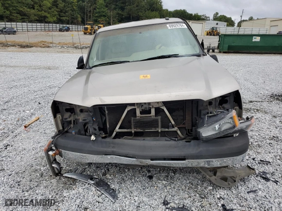 2003 Chevrolet Silverado 1500 LT with VIN 2GCEC19TX31107629, listed as a Copart auction lot 69929784 with 321,909 mi miles and Salvage Title. Bid and sale history available at carsss.com. Image 5.