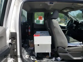 2017 Ford F-150 XL with VIN 1FTEX1C81HKE23923, listed as a Copart auction lot 51709285 with 199,431 mi miles and Clean Title. Bid and sale history available at carsss.com. Image 11.