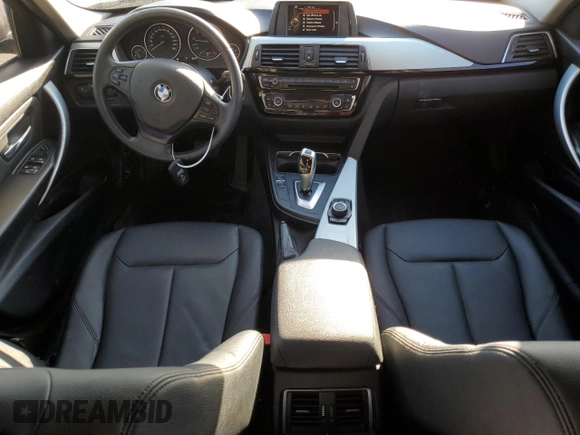 2016 BMW 3 Series 320i xDrive z VIN WBA8E5G52GNU20873, wystawiony jako Copart lot #51736584 z przebiegiem 173 718 mil mil oraz Czysty tytuł • Clean title. Historia ofert i sprzedaży dostępna na DreamBid. Obrazek 8.