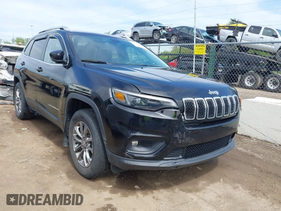 2019 Jeep Cherokee Latitude Plus with VIN 1C4PJMLB5KD489488, listed as a IAAI auction lot 42147598 with 33,002 mi miles and . Bid and sale history available at carsss.com. Image 1.