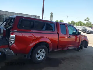 2013 Nissan Frontier SV z VIN 1N6AD0CWXDN758720, wystawiony jako IAAI lot #42363424 z przebiegiem 179 705 mil mil oraz . Historia ofert i sprzedaży dostępna na DreamBid. Obrazek 14.