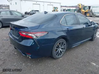 2021 Toyota Camry SE Nightshade with VIN 4T1G11AK3MU567671, listed as a IAAI auction lot 41733278 with 38,749 mi miles. Bid and sale history available at carsss.com. Image 4.