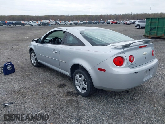 2007 Chevrolet Cobalt LT z VIN 1G1AL15F977309801, wystawiony jako IAAI lot #41922072 z przebiegiem 84 051 mil mil oraz . Historia ofert i sprzedaży dostępna na DreamBid. Obrazek 3.